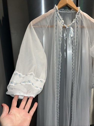 Vintage Miss Elaine WHITE SHEER CHIFFON Robe Peignoir OPEN Lace Blue ribbon Tie - Picture 7 of 23
