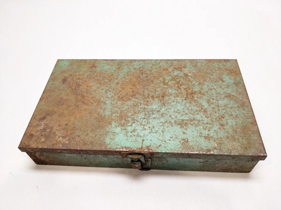 Napa Balkamp Metal Tool Box for Klik-Fast Riveter Green Tool Storage - Image 4 of 4