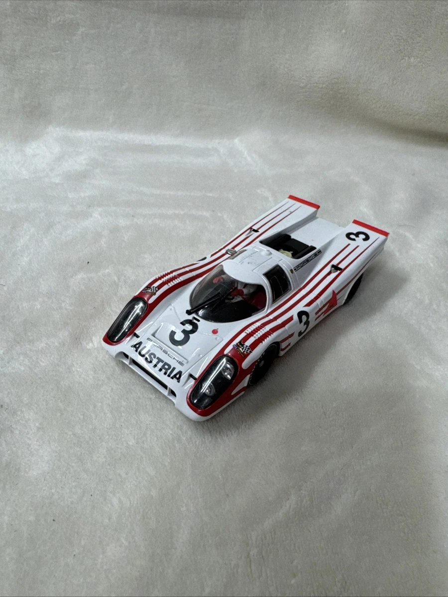 Fly GB Racing Track 1/32 Scale 08509 - SISU SL 250 #7 Slot Truck - White