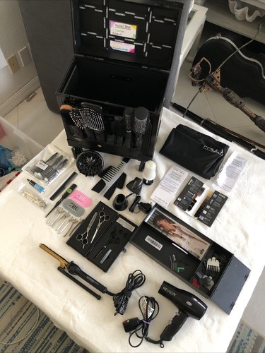 22 Accessories Paul Mitchell  Rolling Hard Travel Case  Hairdresser