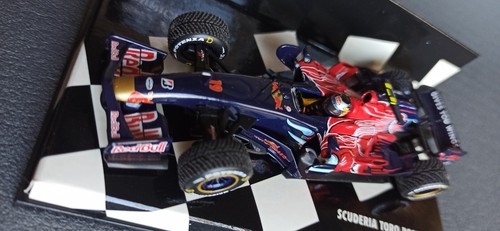 Toro Rosso STR2 2007 Sebastian Vettel Fórmula 1 F1 Escala 1:43 RARE! - Imagen 8 de 12