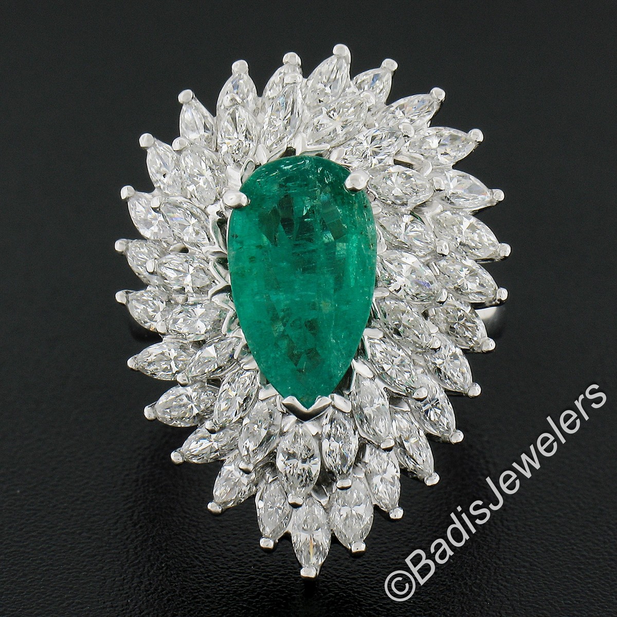 新品未使用 flake Line Emerald pierce ダイアモンド