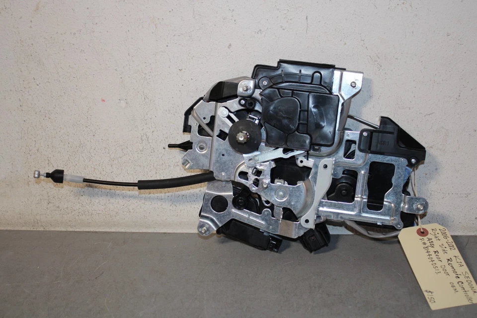 2006 2012 KIA SEDONA RIGHT SIDE REMOTE CONTROLLER ASSY REAR DOOR OEM Foto 2 de 4