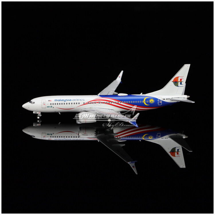 JC Wings 1:400 マレーシア航空 B737MAX8 9M-MVD 1:400 JC Wings Malaysia Airlines Boeing B737 MAX8 9M-MVD