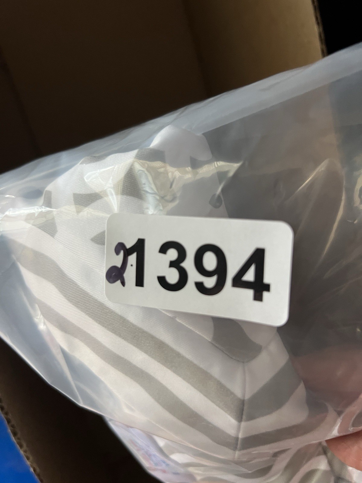 Gretchen Scott Split Neck Size Medium Jersey Dres… - image 7