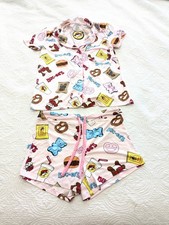 Buccees pink Pajamas two piece Christmas pj's beaver nuggets jerky Small NWT