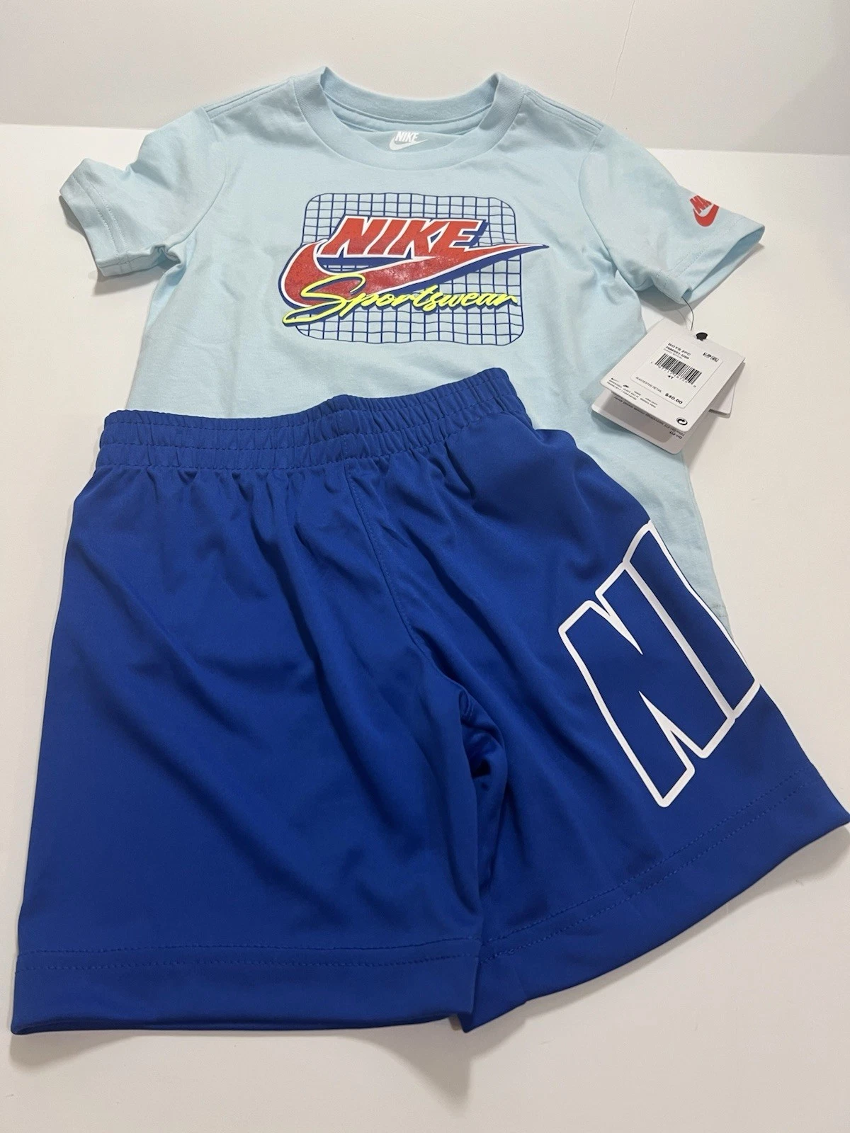 SIZE 4T NIKE AIR TODDLER KIDS T SHIRT AND SHORTS 2 PIECE SET NWT