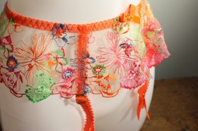 Agent Provocateur ~ ZURI ~ floral mesh suspender belt  BNWT AP6 UK 16