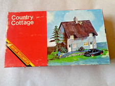 HORNBY OO, R190 COUNTRY COTTAGE, K1