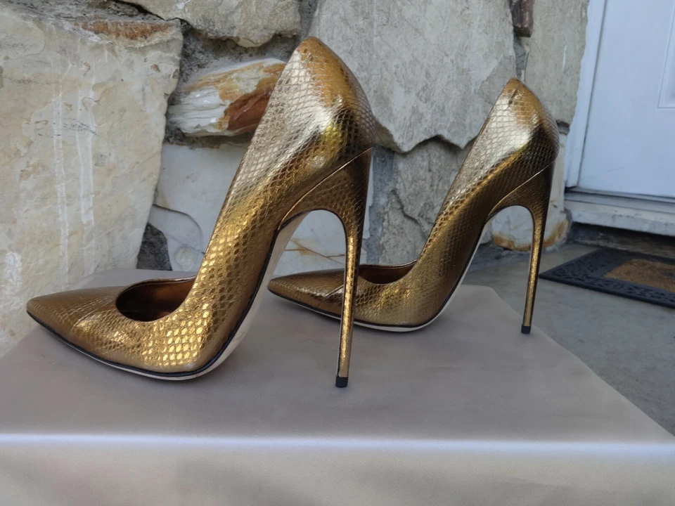 Brian Atwood *Autêntico* SkyHigh Bombas FM Pontas Longas Pele de Cobra Metálica EU37 - Imagem 4 de 4