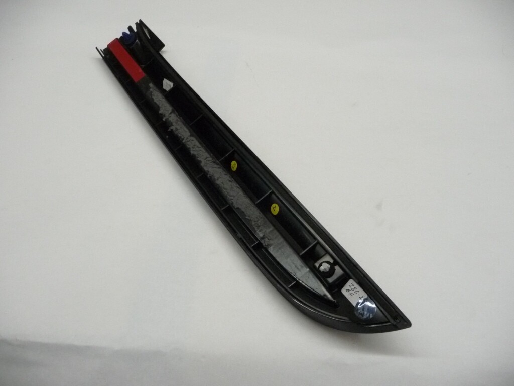 2016-2018 Bentley Bentayga Rear Trunk Lid Right Pass Aerodynamic Trim Molding OE
