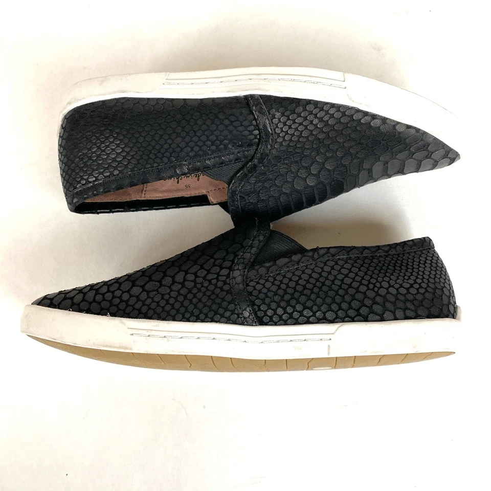 Tênis Joie preto Kidmore textura de cobra couro slip on $190 4 NOVO J644 - Imagem 4 de 4