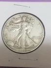 (1940 s Mint) walking liberty half dollar