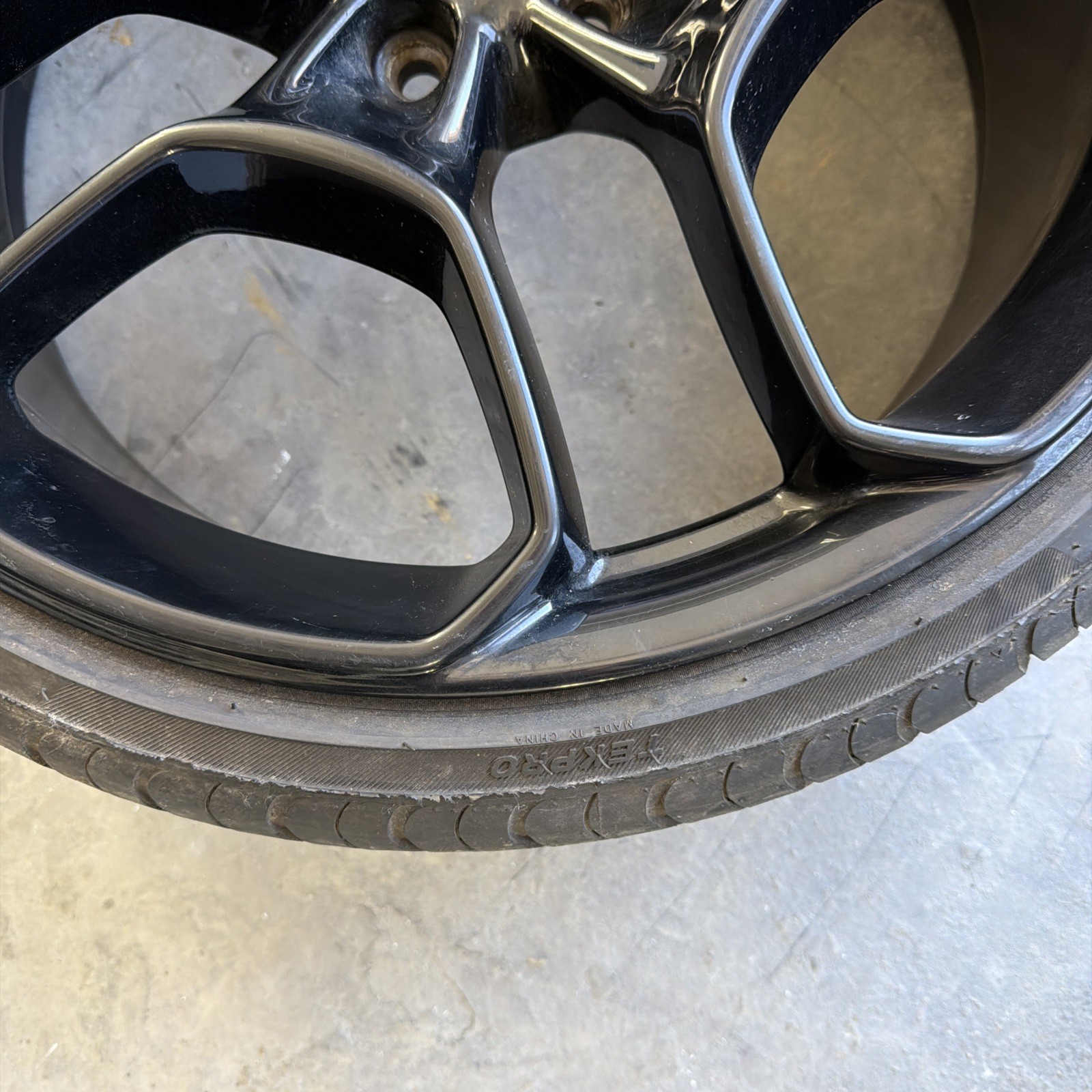 Front Lamborghini Huracan OEM Wheel 20” 2016-2018 Rim 4T0601017 Original Black