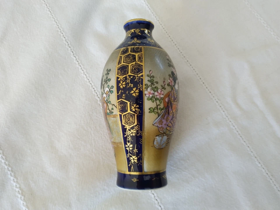 ANCIEN VASE CÉRAMIQUE JAPONAISE SATSUMA MEIJI BLEU COBALT signé - Photo 2/4