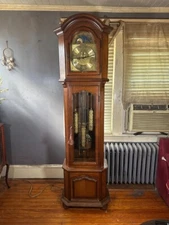 Howard Miller Majestic II Grandfather Clock Floor Clocks 610-939 Local Pick Up