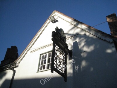Photo 6x4 Gable, Fleur de Lys, Lowsonford Many older brick buildings in t c2010