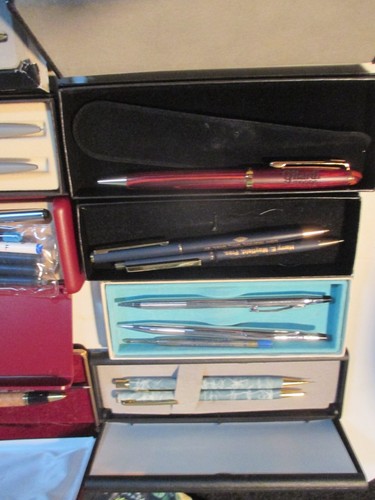 Lot Pen & Pencil Sets In Boxes - Picture 7 of 7