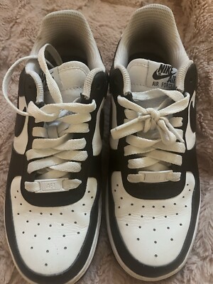 Size 5.5 - Nike Dunk Low Black White