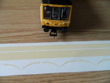 Cream Speed Whiskers & Stripes in Self Adhesive Vinyl to fit most DMUs