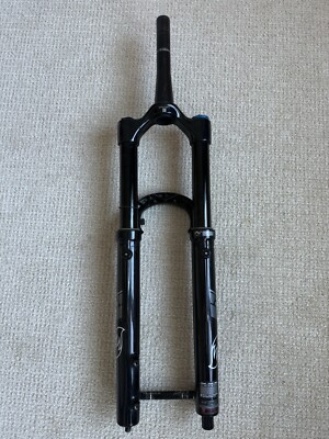 FOX Float 36 160mm 26インチ　中古 Amazon.com : Fox 36 K Float 27.5 Factory Series Fork 160mm