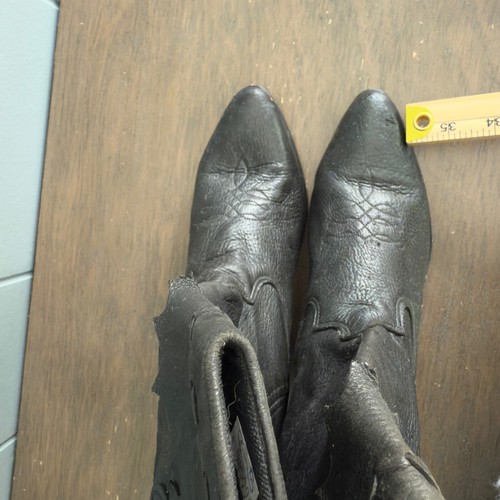 Vintage Laredo Cowboy Boots 8.5 Black Leather USA Cutout Coastal Cowgirl Fall - Picture 10 of 11