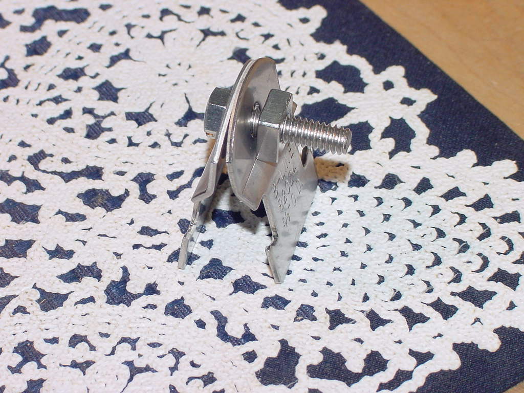 Nine (9) Eaton B-Line B2024SS  Pipe / Conduit Clamps, 3/8 Inch OD NEW!