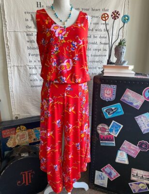 G.I.L.I. Regular Jetsetter Jumpsuit Red Floral New Gili Harem Travel