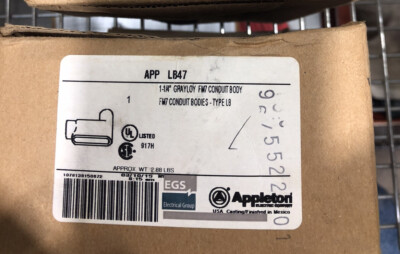 NEW IN BOX Appleton 1-1/4  Grayloy FM7 Conduit Body LB47