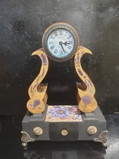 Mantle Clock
