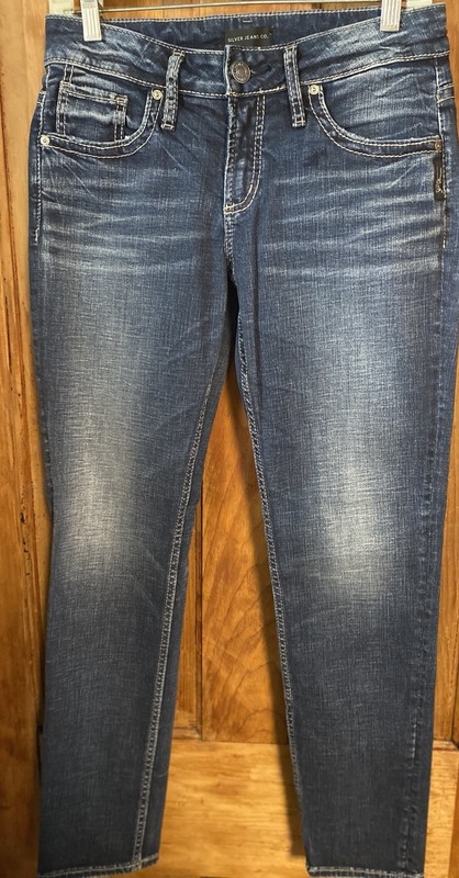 Women’s Silver Jean Company  Boyfriend Distressed Jeans Size 26 x 27