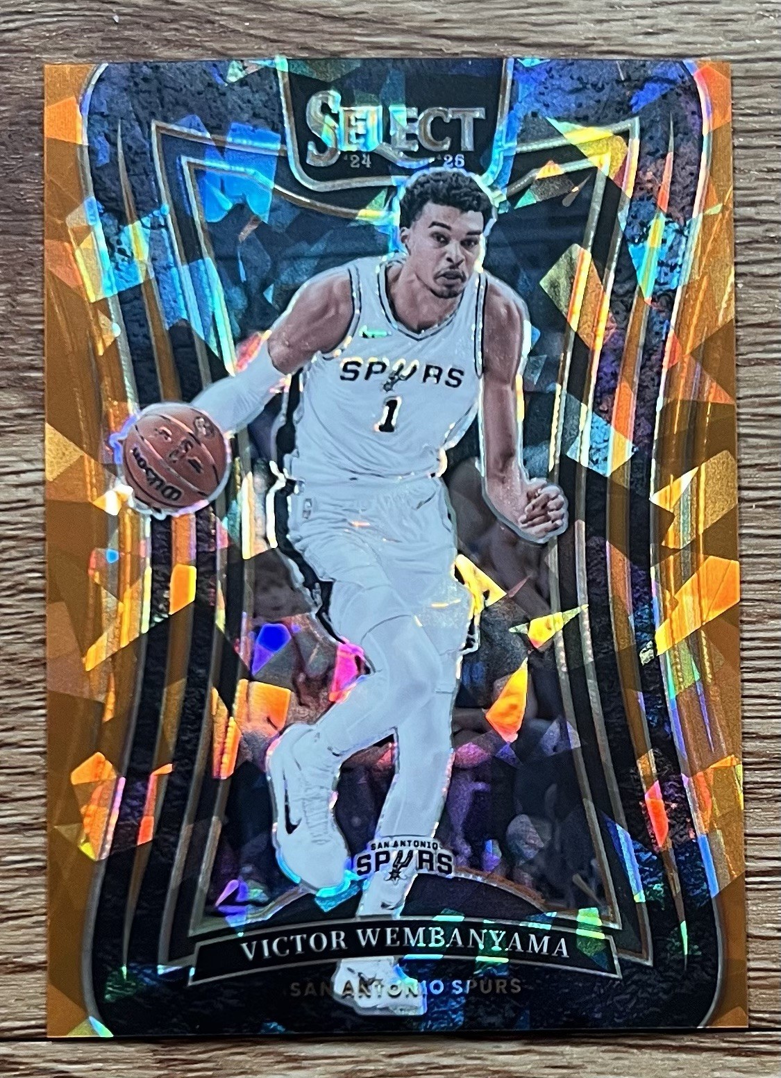 VICTOR WEMBANYAMA 2024-25 SELECT MEZZANINE 309 ORANGE ICE PRIZM/275 SPURS C!