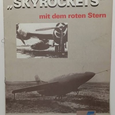Skyrockets mit dem roten Stern International Flieger Revue Booklet