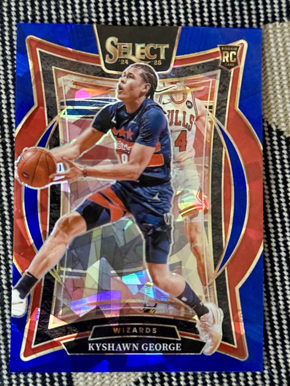 2024-25 Panini Select - Concourse Kyshawn George #85 Blue Cracked Ice Prizm (RC)