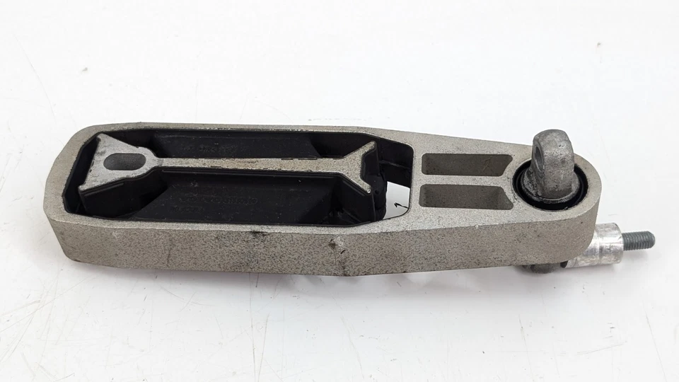 SOPORTE MONTAJE MOTOR VOLVO S90 LADO CONDUCTOR DERECHO 2.0 DIÉSEL 31330590 2016 Foto 3 de 4