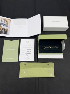 NEW Van Cleef & Arpels Vintage Alhambra Onyx 5 Motif Bracelet VCARA41300