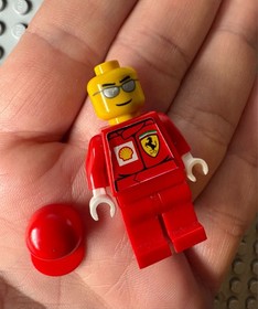 LEGO RACERS -- F1 FERRARI ENGINEER MINIFIGURE WITH SHELL TORSO STICKERS 8144
