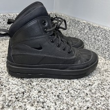 Nike ACG Woodside II Lace Up Winter Boots Black Youth Size 5