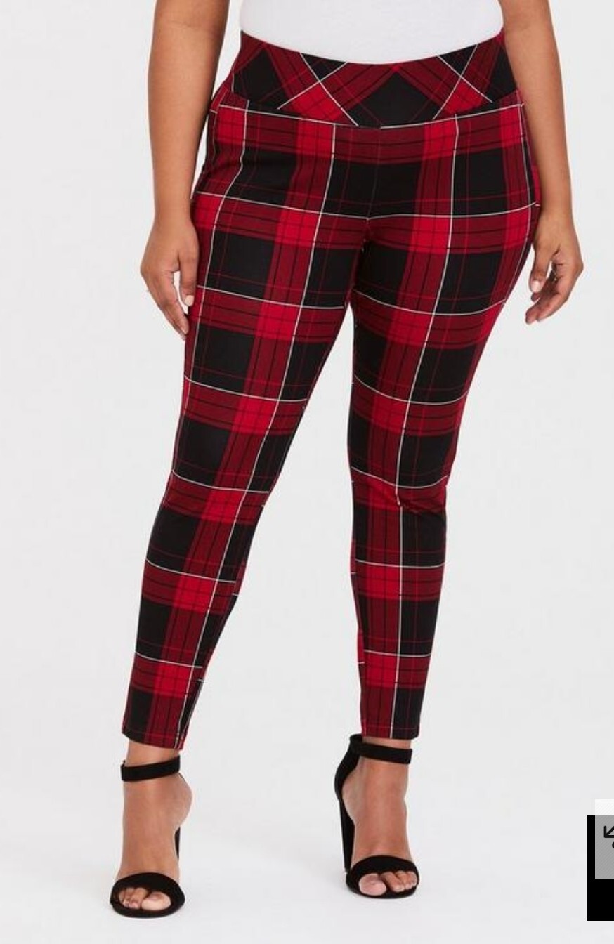 Torrid Premium Ponte stretch Pull-on Pixie PantPl… - image 1