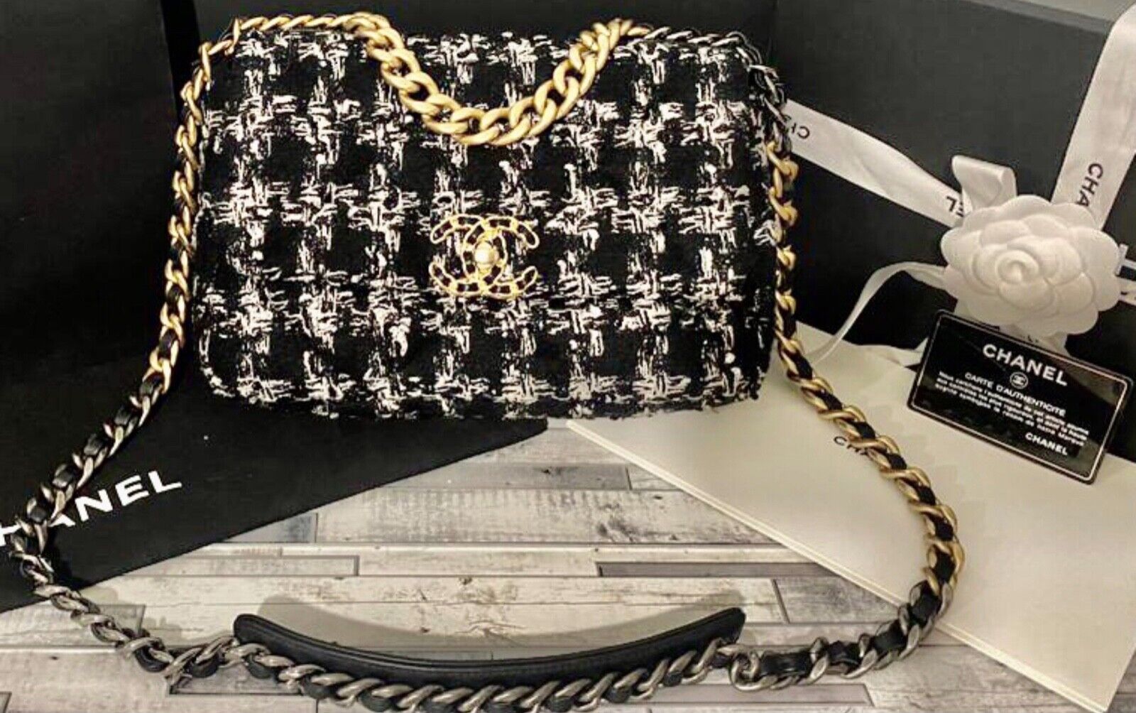 chanel black and white checkered bag