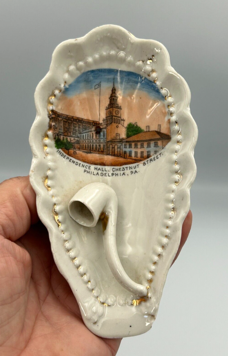 Vintage Independance Hall Philadelphia Pa. Ceramic Tobacco Smoking Pipe  Rest