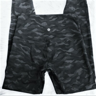 NWT Lululemon Align Crop 21\