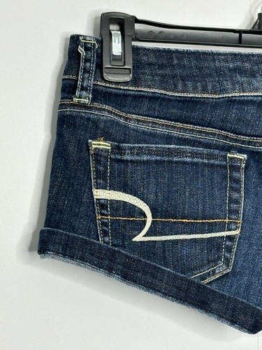 Pantaloncini jeans American Eagle donna taglia 2 orlo a rotolo lavaggio scuro - Foto 8 di 13