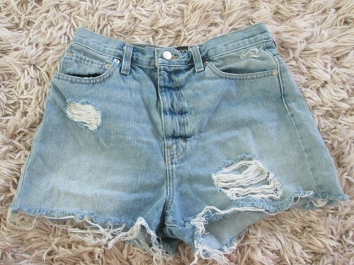 BDG MOM HIGH RISE DENIM SHORTS sz 28 | eBay