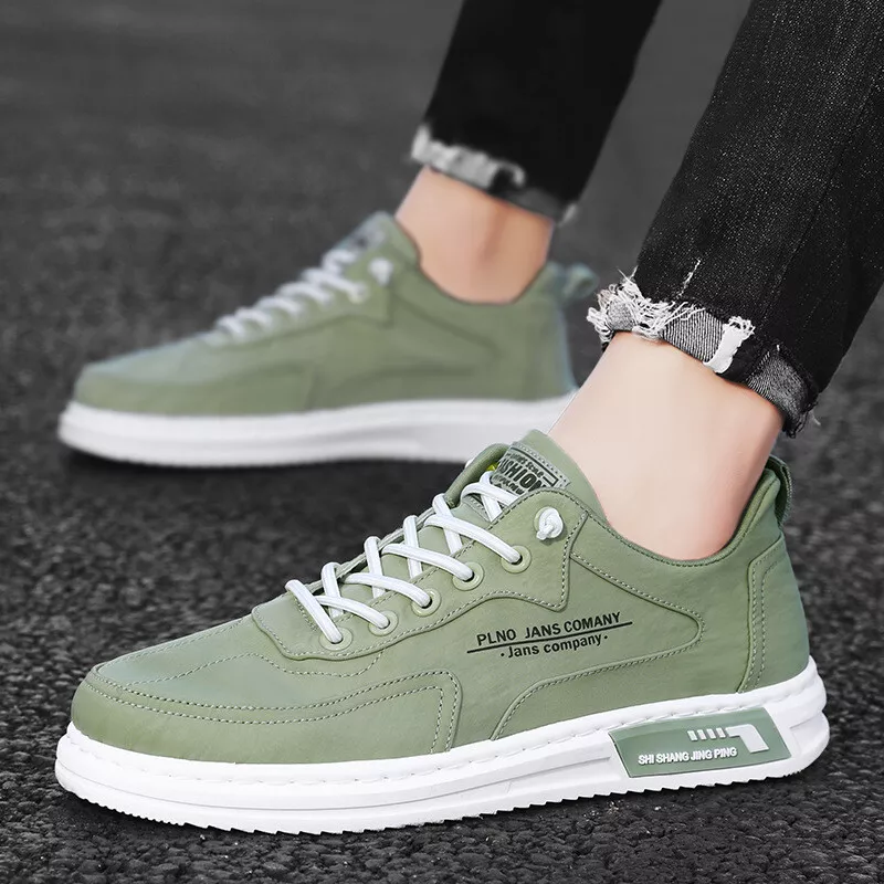 Dark Green Sneakers Relaxed Outfits For Men After 40 (6 ideas & outfits) |  Lookastic