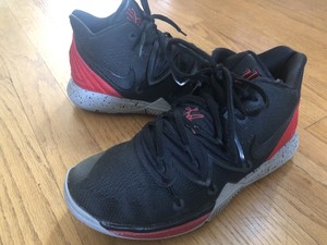 kyrie 5 bred