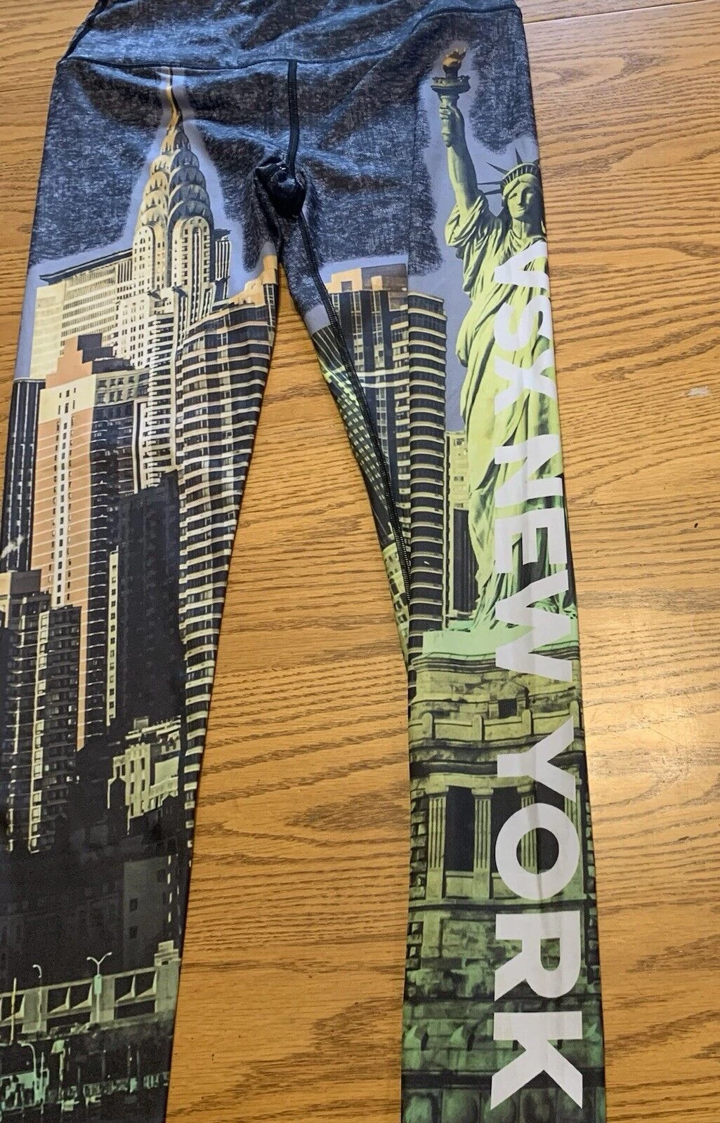 victoria-secret-vs knockout nyc new york city print leggings