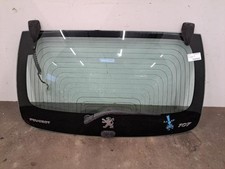 Lunette arrière Peugeot 2008