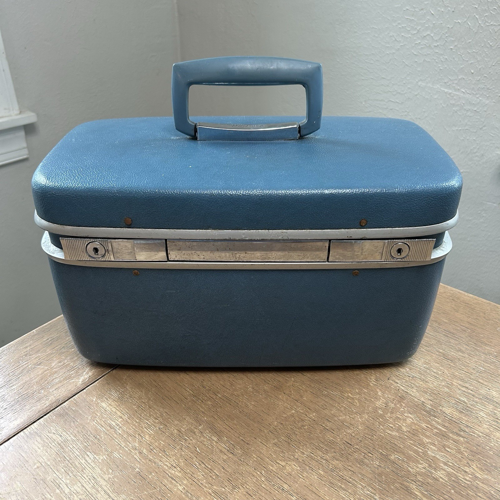 Vintage Samsonite Train Case Blue Teal Luggage Makeup Cosmetic Case w/ Tray