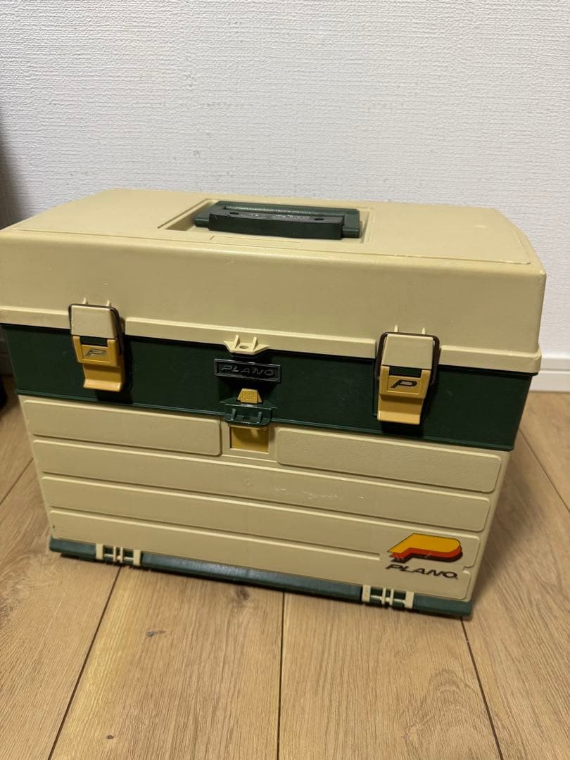 Old Plano 787 Tackle Box with Unused Jackson Meteora 45 Lures & Spinners - Image 10